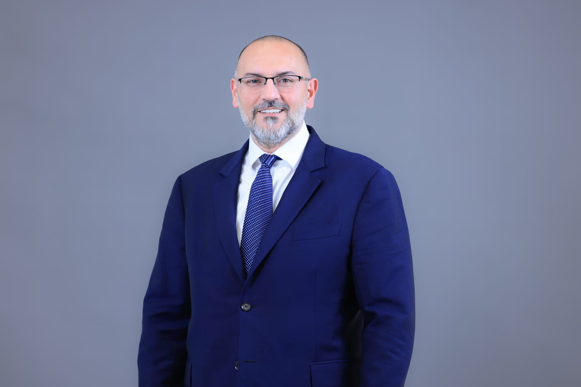 سعادة السيد عدي السلامين